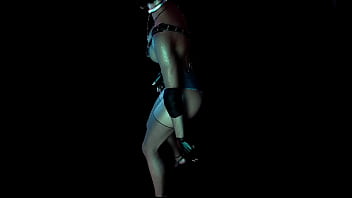Fit slut jill valentine in revealing clothe shakes his ass in color show