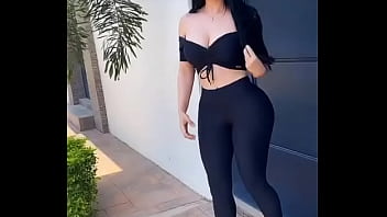 Con pantaloncito a azulesspanex