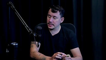 Conheceu a santa caliente teve que aprender as posições de atores os problemas que teve com a família ficou decepcionado e o fetiche com trans tiago oliveira watch sheer red