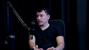 Conheceu a santa caliente teve que aprender as posições de atores os problemas que teve com a família ficou decepcionado e o fetiche com trans tiago oliveira watch sheer red