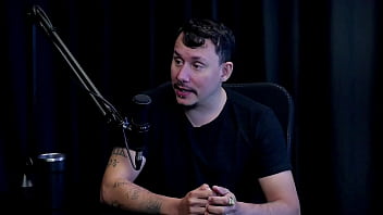 Conheceu a santa caliente teve que aprender as posições de atores os problemas que teve com a família ficou decepcionado e o fetiche com trans tiago oliveira watch sheer red