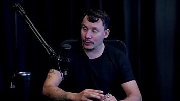 Conheceu a santa caliente teve que aprender as posições de atores os problemas que teve com a família ficou decepcionado e o fetiche com trans tiago oliveira watch sheer red