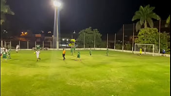 Girando e arrebentando o léo