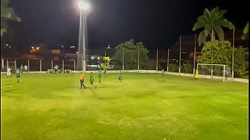 Girando e arrebentando o léo