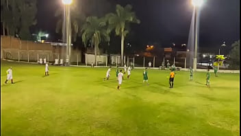 Girando e arrebentando o léo