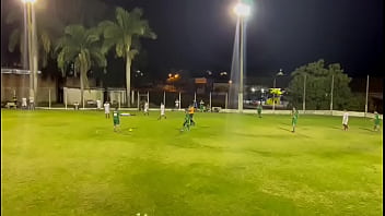 Girando e arrebentando o léo