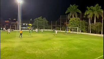 Girando e arrebentando o léo