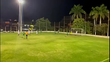 Girando e arrebentando o léo