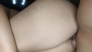 Ella me ¡por favor vecino no te corras dentro de mí pero creo que la deje embarazada