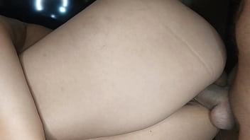 Ella me ¡por favor vecino no te corras dentro de mí pero creo que la deje embarazada