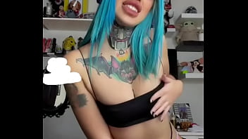 Caliente perra te pondra la verga dura Caliente perra te pondra la verga dura