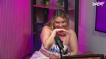 Jana jenner ensina como chupar um pau