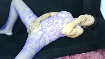 Thaiger is rubbing one out