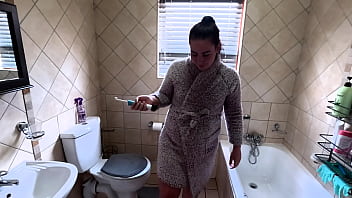 Pov girl giving blowjob then brushing her teeth with my cum cum swallow
