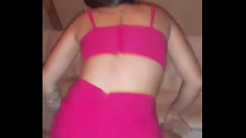 Jogando a raba nos cria gostosa