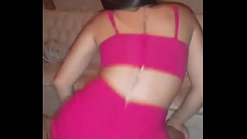 Jogando a raba nos cria gostosa