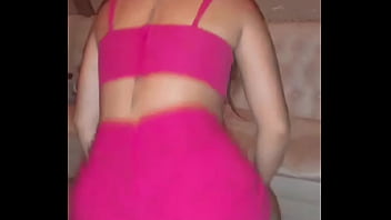 Jogando a raba nos cria gostosa