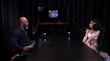 Safada Mostra As Tatuagens Nos Peitos Depois De Falar Que Valoriza Suas Pequenas Conquistas Gosta De Enfiar O Dedo No Cu De Tapas Pe Refere Boquete Bibi Hourani Watch Sheer Red thumbnail