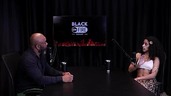 Safada most as tatuagens nos itos depois de falar que valoriza suas quenas conquistas gosta de enfiar o dedo no cu de tapas refere boquete bibi houni watch sheer red