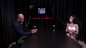 Safada most as tatuagens nos itos depois de falar que valoriza suas quenas conquistas gosta de enfiar o dedo no cu de tapas refere boquete bibi houni watch sheer red