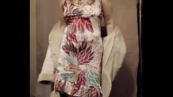 2024 09 18 esclave f strip tease sexy