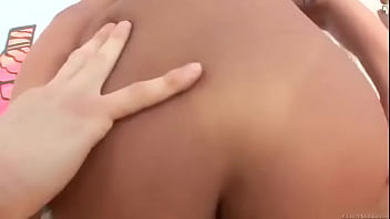 Mike adriano sexo oral a su novia