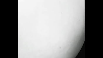 Je t'invite à venir me découvrir d'avantage si tu aimes que je sois coquine