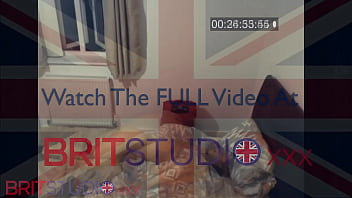 British 18 year old fucks her boyfriend and gets creampied