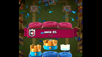 Mi rival me termina chupando mis bolas por no saber jugar