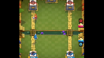 Mi rival me termina chupando mis bolas por no saber jugar