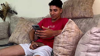 Young girl finds dirty pictures on her hot stepsister's cell phone and convinces her to fuck her Young girl finds dirty pictures on her hot stepsister's cell phone and convinces her to fuck her