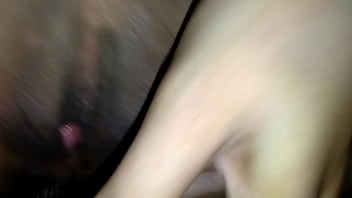 แหกหีสาวเพื่อนบ้านเอาควยถูแตด