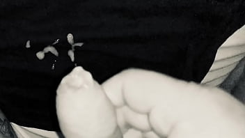 Huge Cumshot thumbnail