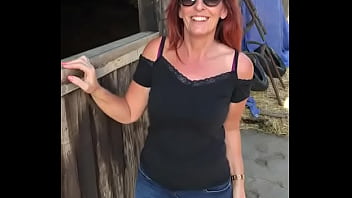 Milf flashes outdoors Milf flashes outdoors