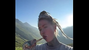 Brushing my teeth with this beautiful background what's your favorite way to start the day #morningroutine #bru