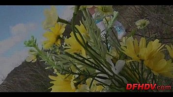 The babysitter is a babe 027