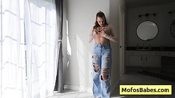 Sensual blonde teenager rub her shaved cunt and get her nipples pinched