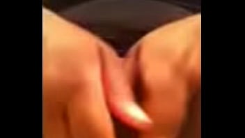 Make that pussy squirt