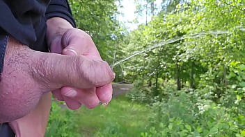 I like hold his dick when pee and make wet my hands and i play with foreskinpee03654593 communitypee peepissplay girls