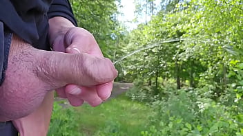 I like hold his dick when pee and make wet my hands and i play with foreskinpee03654593 communitypee peepissplay girls