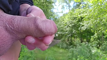 I like hold his dick when pee and make wet my hands and i play with foreskinpee03654593 communitypee peepissplay girls