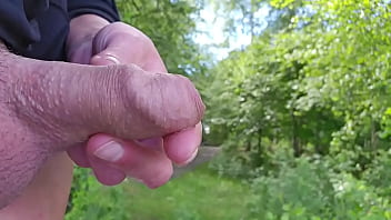 I like hold his dick when pee and make wet my hands and i play with foreskinpee03654593 communitypee peepissplay girls