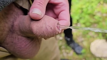 I like hold his dick when pee and make wet my hands and i play with foreskinpee03654593 communitypee peepissplay girls