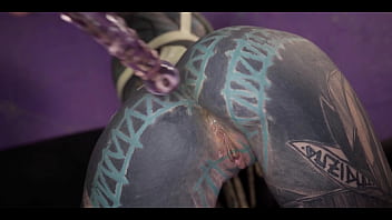 Tattooed babe is hungry for extreme anal play to squirt