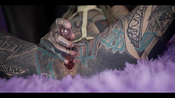 Tattooed babe is hungry for extreme anal play to squirt