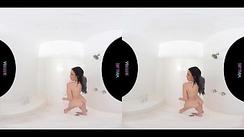 Cute brunette masturbating with her vibrator in virtual reality