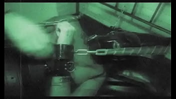 Have you ever been put to sleep in latex and chains #24 7 #latex #chains #sleepinlatex #prisoncell #fullrubber #heavyru