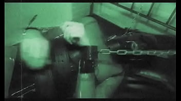 Have you ever been put to sleep in latex and chains #24 7 #latex #chains #sleepinlatex #prisoncell #fullrubber #heavyru