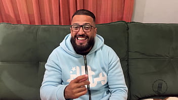 Trailer a poderosa sentada