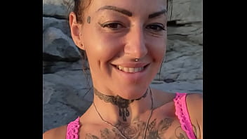 Une partie de pêche s annoncé un show au bord de la mer humm quelle bonne